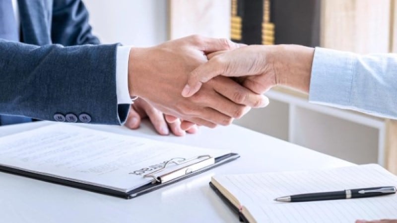 עורך דין פטור מהצבא